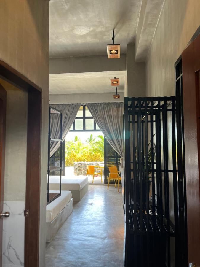 Vistapaloma Beach Resort Odiong Kültér fotó